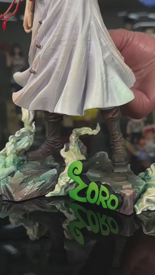 Figura Zoro – Kimono Blanco ⚔️
